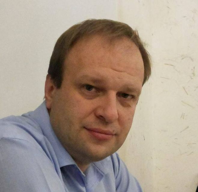 '.get_the_author_meta('display_name').'