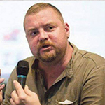 '.get_the_author_meta('display_name').'