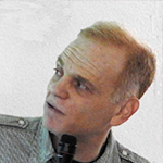 '.get_the_author_meta('display_name').'