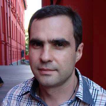 '.get_the_author_meta('display_name').'