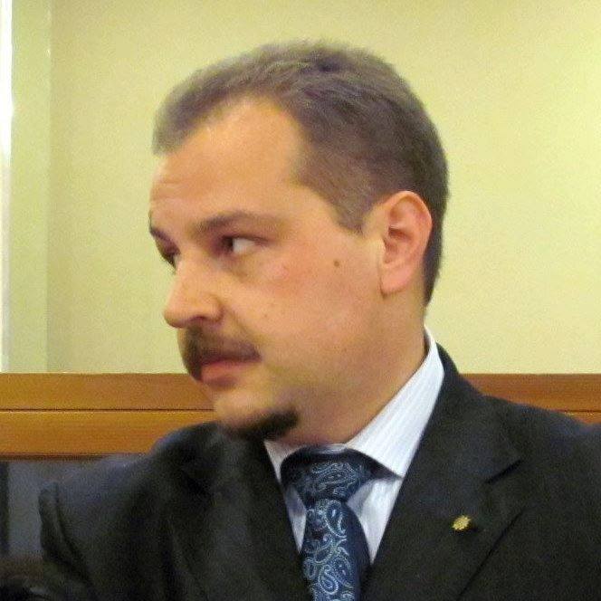 '.get_the_author_meta('display_name').'