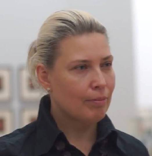 '.get_the_author_meta('display_name').'